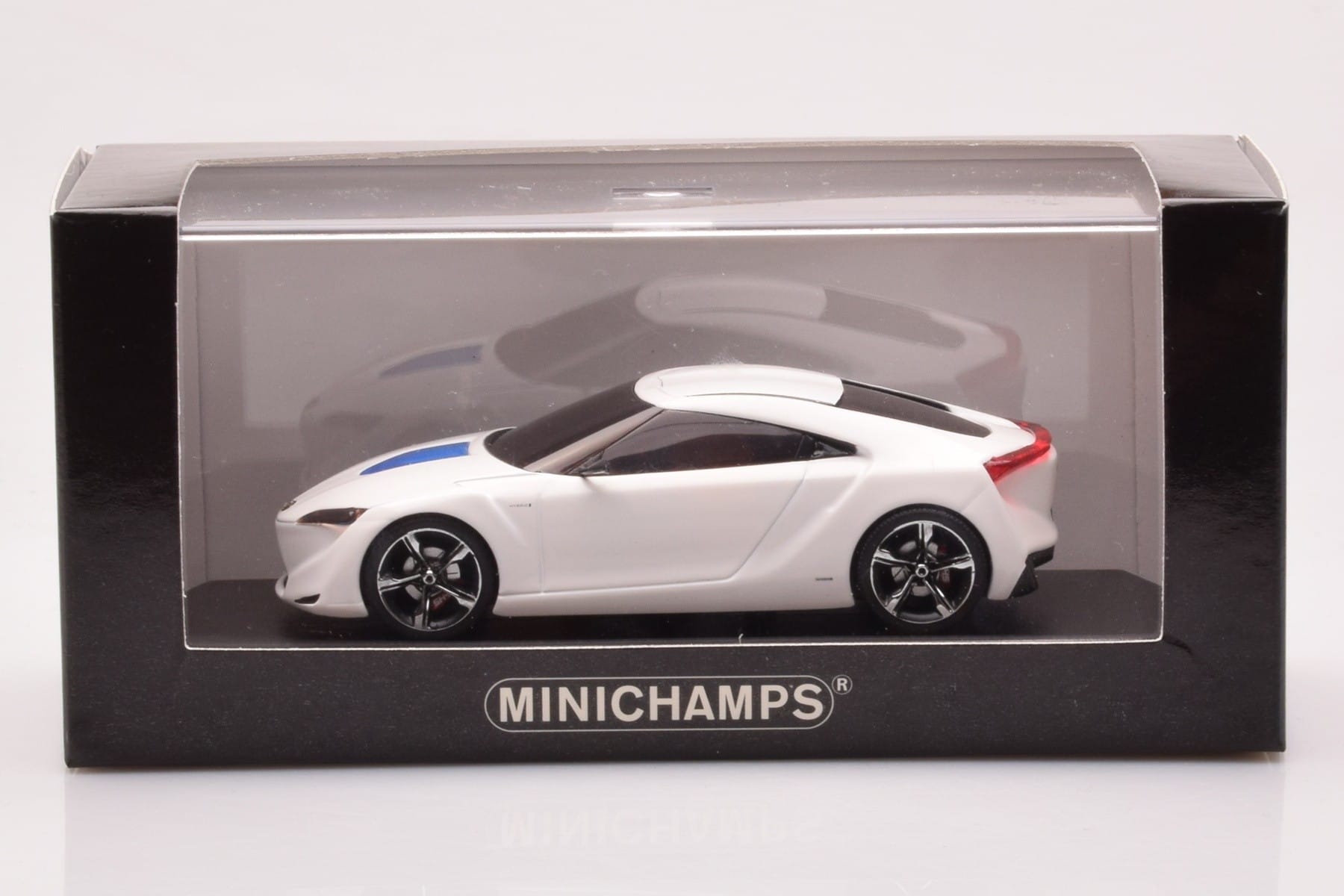 Toyota FT-HS White Minichamps 1:43 400166720 Diecast - image 4 of 4