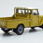 Toyota Land Cruiser 40 4x4 Pickup Olive Kyosho 1:18 08958K Diecast - image 4 of 8