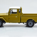 Toyota Land Cruiser 40 4x4 Pickup Olive Kyosho 1:18 08958K Diecast - image 5 of 8