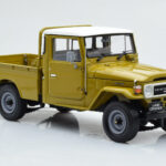 Toyota Land Cruiser 40 4x4 Pickup Olive Kyosho 1:18 08958K Diecast - image 6 of 8