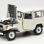 Toyota Land Cruiser FJ40 Van White Kyosho 1:18 08971W Diecast - image 2 of 8