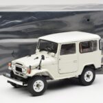 Toyota Land Cruiser FJ40 Van White Kyosho 1:18 08971W Diecast - image 8 of 8
