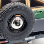 Toyota Land Cruiser 60 Beige With Optional Parts Kyosho 1:18 08956XBE Diecast - image 7 of 12