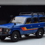 Toyota Land Cruiser 60 Blue With Optional Parts Kyosho 1:18 08956XBL Diecast - image 11 of 11