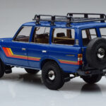 Toyota Land Cruiser 60 Blue With Optional Parts Kyosho 1:18 08956XBL Diecast - image 6 of 11