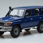 Toyota Land Cruiser J76 Blue Almost Real 1:18 870101 Diecast