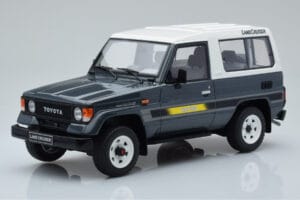 Toyota Land Cruiser LJ73 Grey Otto 1:18 OT437 Resin
