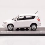 Toyota RAV4 XA30 White Minichamps 1:43 400166571 Diecast
