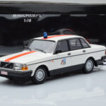 Volvo 240 GL Politie Belgium Minichamps 1:18 155171492 Diecast - image 6 of 6