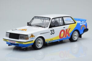 Volvo 240 Turbo Beckers #33 Andersson / Petersson / Linder ETCC Zolder 1985 IXO 1:18 18RMC105B Diecast