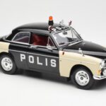 Volvo P121 Police Revell 1:18 8904 Diecast - image 6 of 8