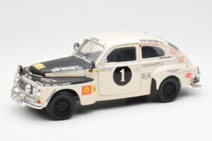 Volvo PV 544 Rally Revell 1:18 8922 Diecast