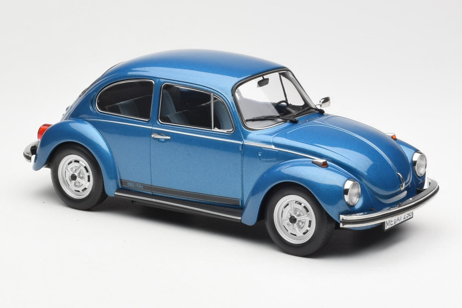 Volkswagen Beetle 1303 City Blue Norev 1:18 188525 Diecast - image 4 of 6