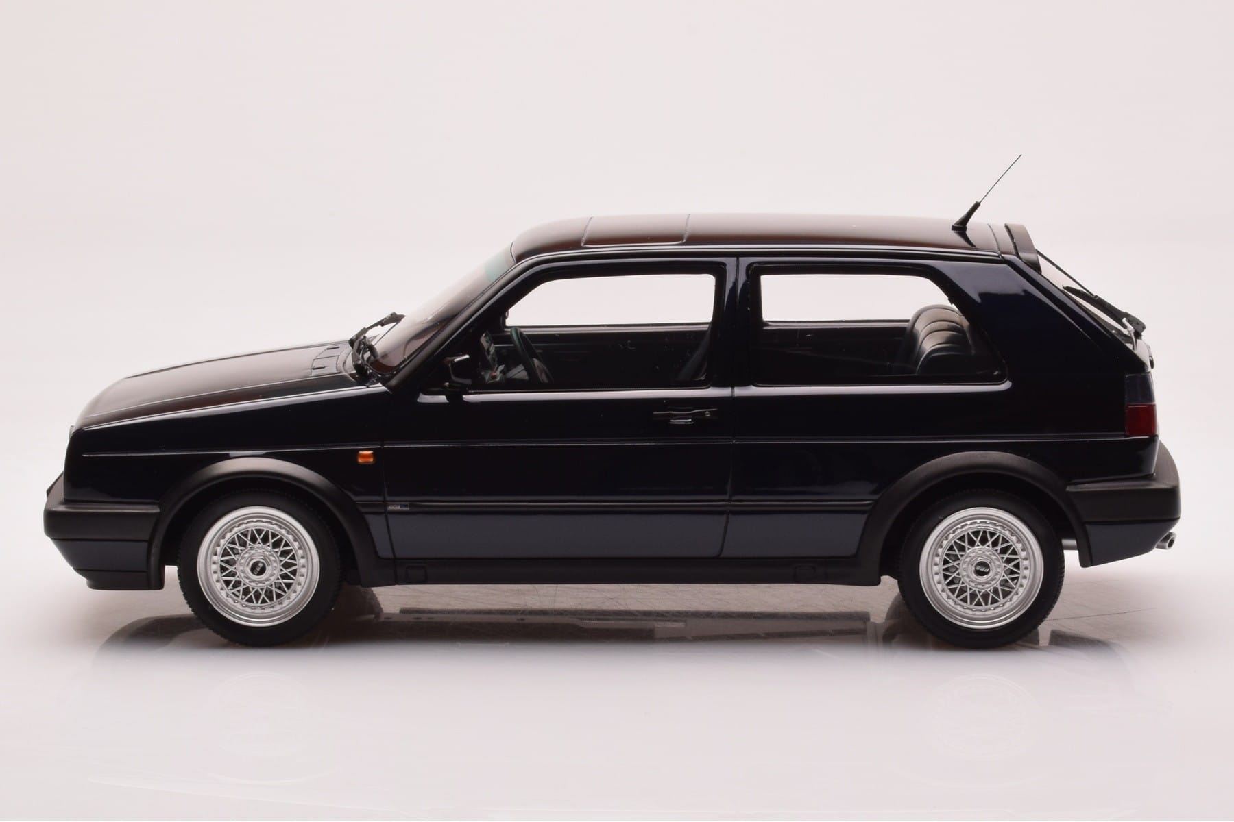 Volkswagen Golf Mk2 GTI Edition Blue Moonlight Blue Otto 1:18 OT1030 Resin - image 3 of 6