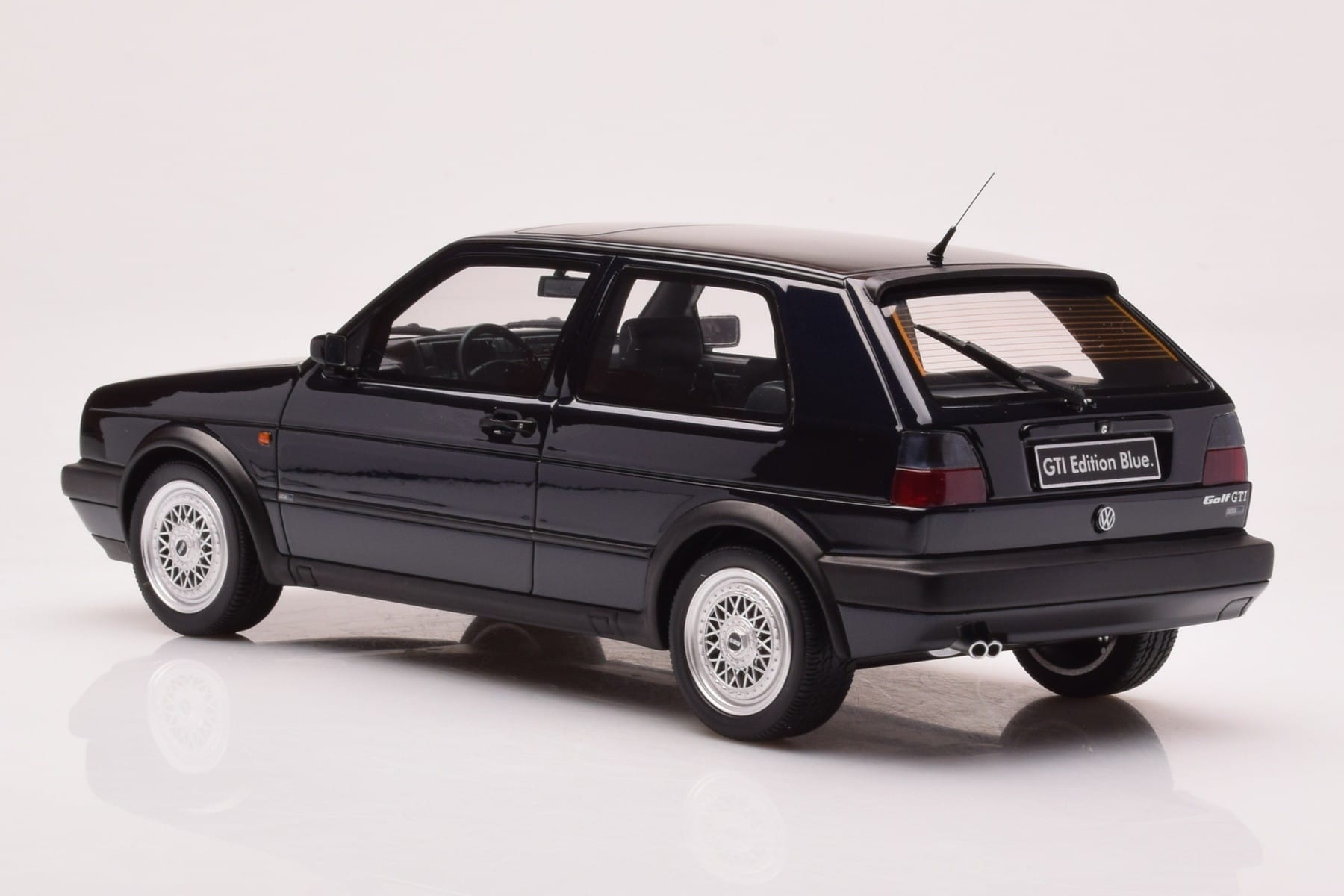 Volkswagen Golf Mk2 GTI Edition Blue Moonlight Blue Otto 1:18 OT1030 Resin - image 5 of 6