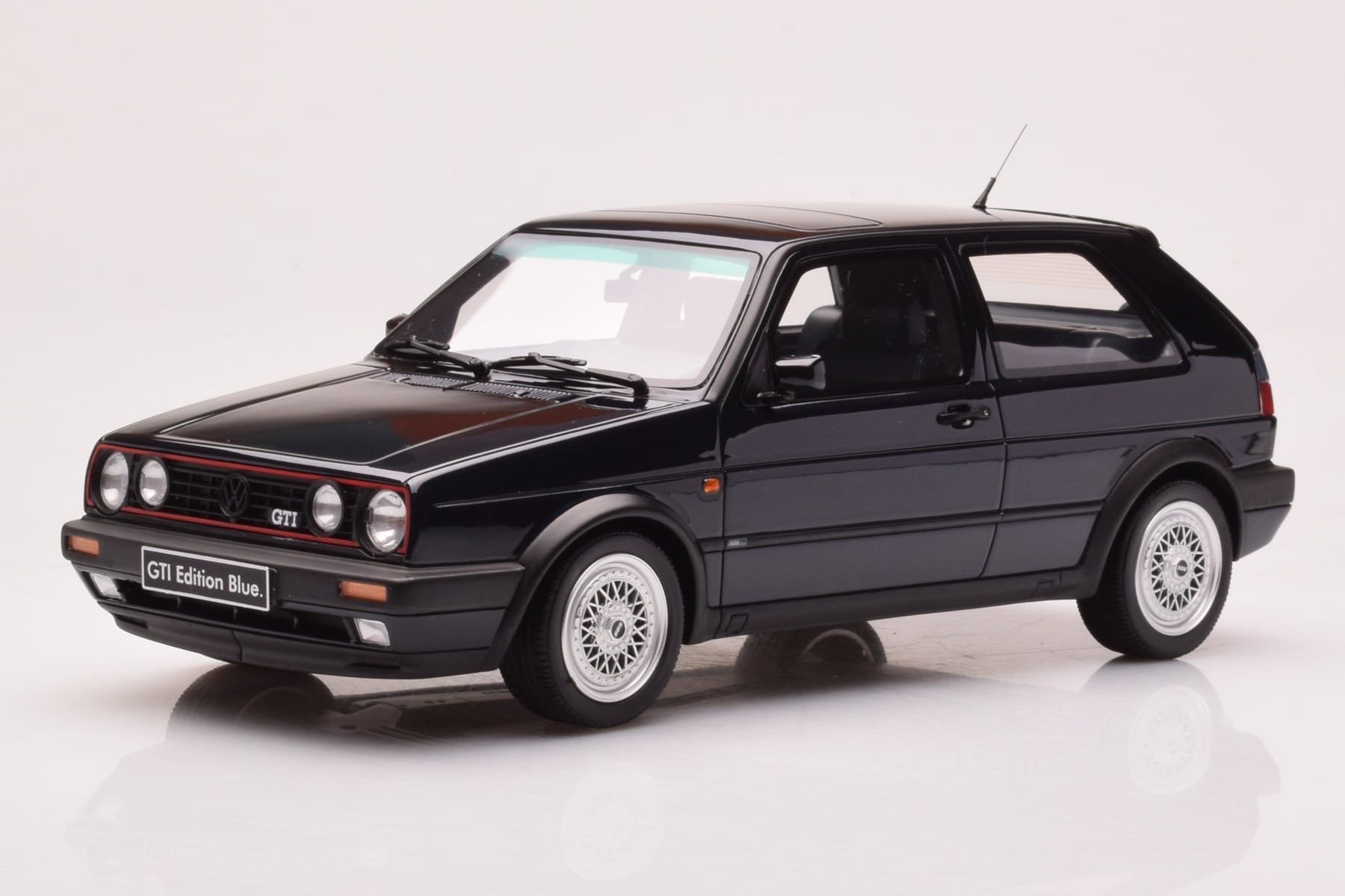 Volkswagen Golf Mk2 GTI Edition Blue Moonlight Blue Otto 1:18 OT1030 Resin