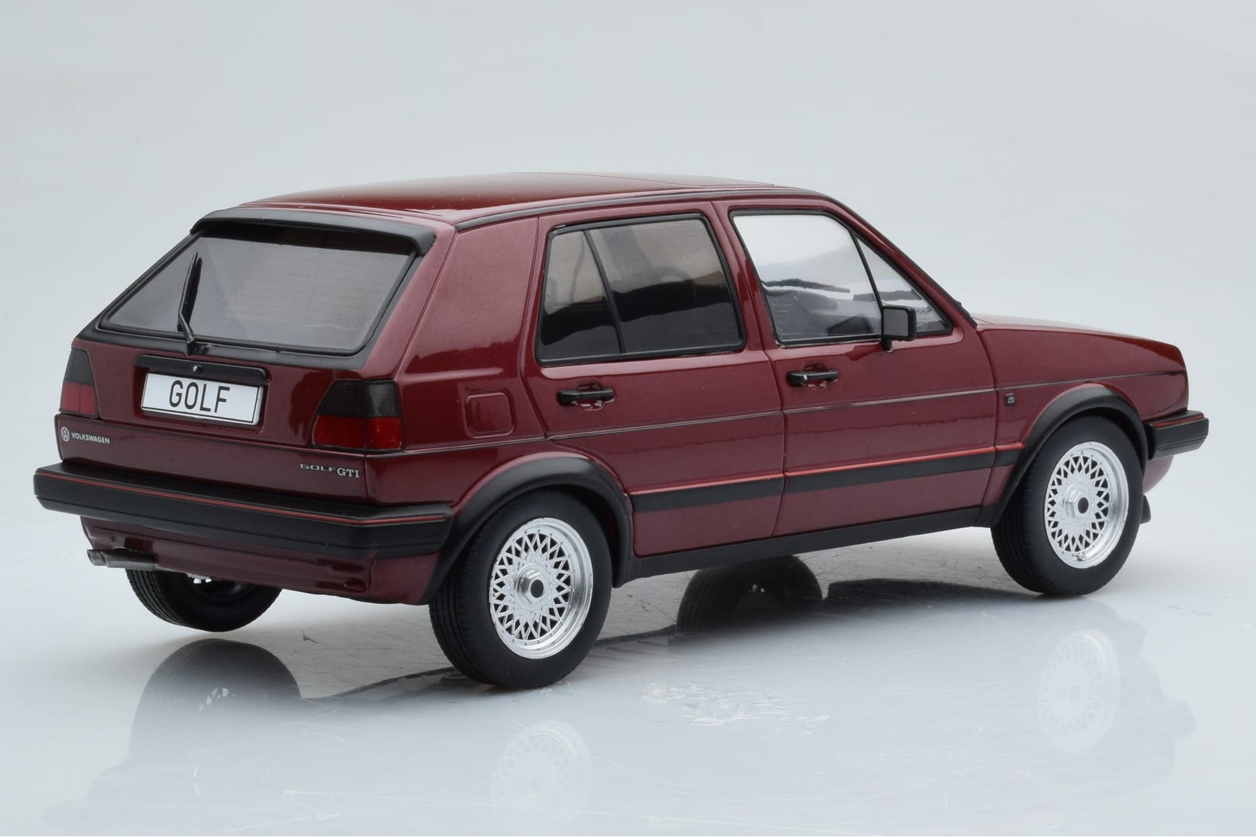 Volkswagen Golf GTI Mk2 Red MCG 1:18 MCG18391 Diecast - image 2 of 6