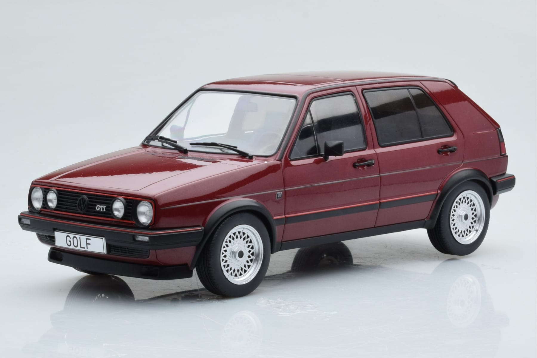 Volkswagen Golf GTI Mk2 Red MCG 1:18 MCG18391 Diecast