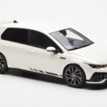 Volkswagen Golf GTI Mk8 Clubsport White Otto 1:18 OT986 Resin - image 4 of 6