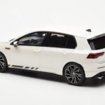 Volkswagen Golf GTI Mk8 Clubsport White Otto 1:18 OT986 Resin - image 5 of 6
