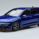 Volkswagen Golf Mk8 R Blue Otto 1:18 OT413 Resin