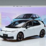 Volkswagen ID.3 White FAW 1:18 ZVN000001WEI Diecast - image 7 of 7