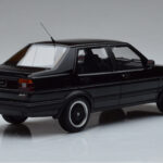 Volkswagen Jetta Mk2 Black Otto 1:18 OT1021 Resin - image 2 of 6