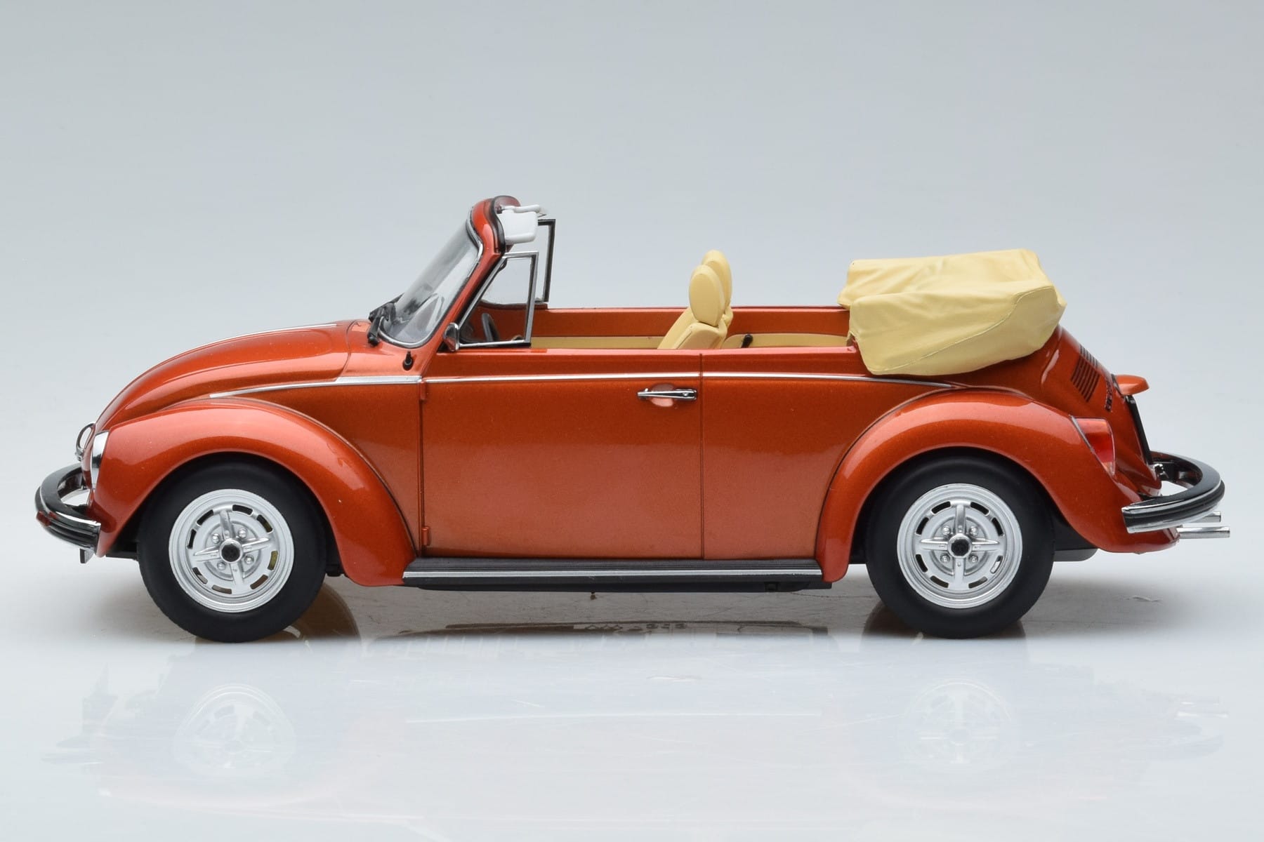 Volkswagen Beetle 1303 Cabriolet Orange Norev 1:18 188526 Diecast - image 3 of 6