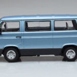 Volkswagen T3 Multivan Blue Norev 1:18 188544 Diecast - image 3 of 6