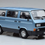 Volkswagen T3 Multivan Blue Norev 1:18 188544 Diecast - image 4 of 6
