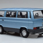 Volkswagen T3 Multivan Blue Norev 1:18 188544 Diecast - image 5 of 6