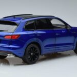 Volkswagen Touareg CR Blue FAW 1:18 LTC761021BLU Diecast - image 3 of 7