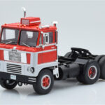 White 7400 Red Silver IXO 1:43 TR170 Diecast
