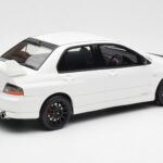 Mitsubishi Lancer Evo VIII MR FQ-400 White Otto 1:18 OT777 Resin - image 2 of 6