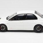 Mitsubishi Lancer Evo VIII MR FQ-400 White Otto 1:18 OT777 Resin - image 3 of 6