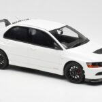 Mitsubishi Lancer Evo VIII MR FQ-400 White Otto 1:18 OT777 Resin - image 4 of 6