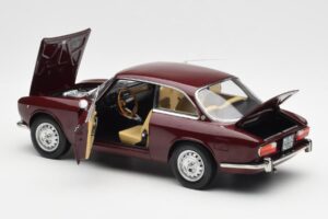 Alfa Romeo 2000 GTV Maroon Red Norev 1:18 187916 Diecast - image 5 of 8