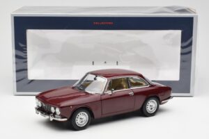 Alfa Romeo 2000 GTV Maroon Red Norev 1:18 187916 Diecast - image 8 of 8