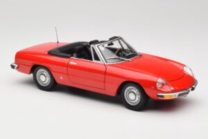 Alfa Romeo 2000 Spider Red Minichamps 1:18 180120930 Diecast - image 6 of 8