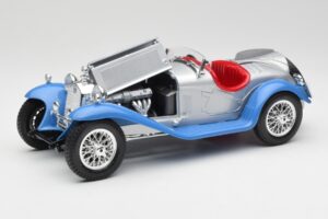 Alfa Romeo 2300 Spider Silver Blue Bburago 1:18 3008 Diecast - image 2 of 8