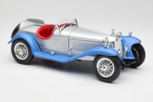 Alfa Romeo 2300 Spider Silver Blue Bburago 1:18 3008 Diecast - image 6 of 8