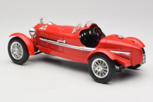 Alfa Romeo 8C 2300 Monza Red Bburago 1:18 3014 Diecast - image 5 of 6