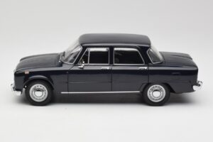 Alfa Romeo Giulia 1300 Blue Minichamps 1:18 180120905 Diecast - image 4 of 8