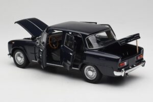 Alfa Romeo Giulia 1300 Blue Minichamps 1:18 180120905 Diecast - image 5 of 8