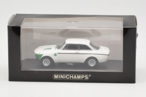 Alfa Romeo Giulia 1300 GTA Junior White Minichamps 1:43 400120601 Diecast - image 3 of 3