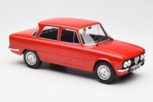 Alfa Romeo Giulia Nuova Super Red MCG 1:18 MCG18145 Diecast - image 4 of 6