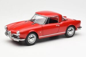 Alfa Romeo Giulietta 1300 Spider Red AUTOart 1:18 70157 Diecast
