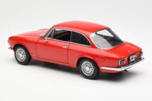 Alfa Romeo GT 1300 Junior LHD Red AUTOart 1:18 70131 Diecast - image 7 of 8