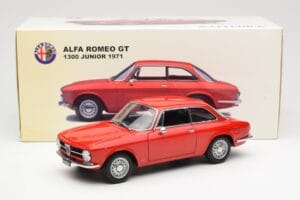Alfa Romeo GT 1300 Junior LHD Red AUTOart 1:18 70131 Diecast - image 8 of 8