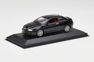 Alfa Romeo GT Black Minichamps 1:43 400120320 Diecast - image 2 of 4